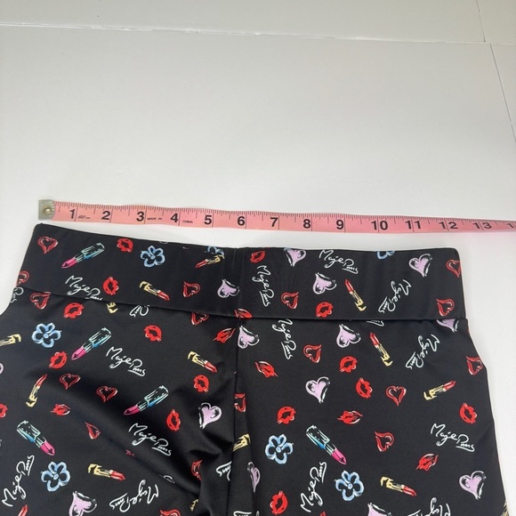 Maje Paris Heart & Kisses Print Bermuda Shorts | Size 34 | NWT - Picture 3 of 9